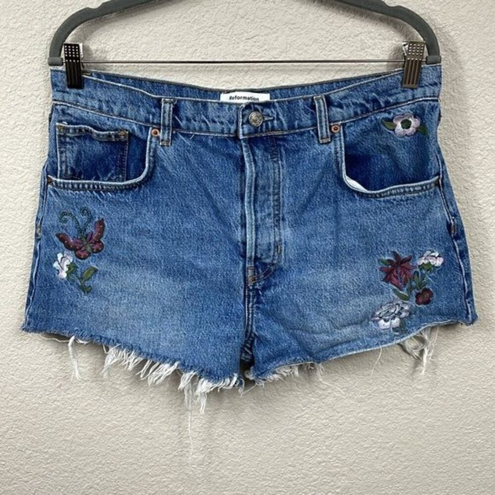 Reformation Jeans Charlie Fauna Floral Embroidery High Rise Jean Shorts 31